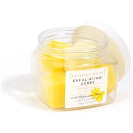 Sunday Rain Chamomile & Ylang Ylang Exfoliating Cubes 150 gram
