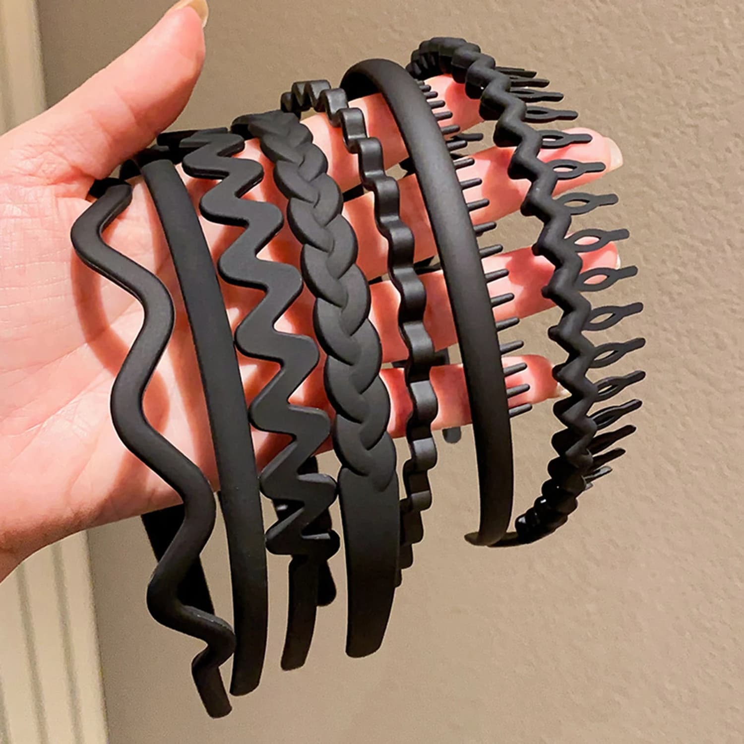 Unisex Metal Wavy Spring Hair Hoop Black Non Slip Outdoor Sports Headbands For Women Men Simple Hairband Face Washing Headdress
