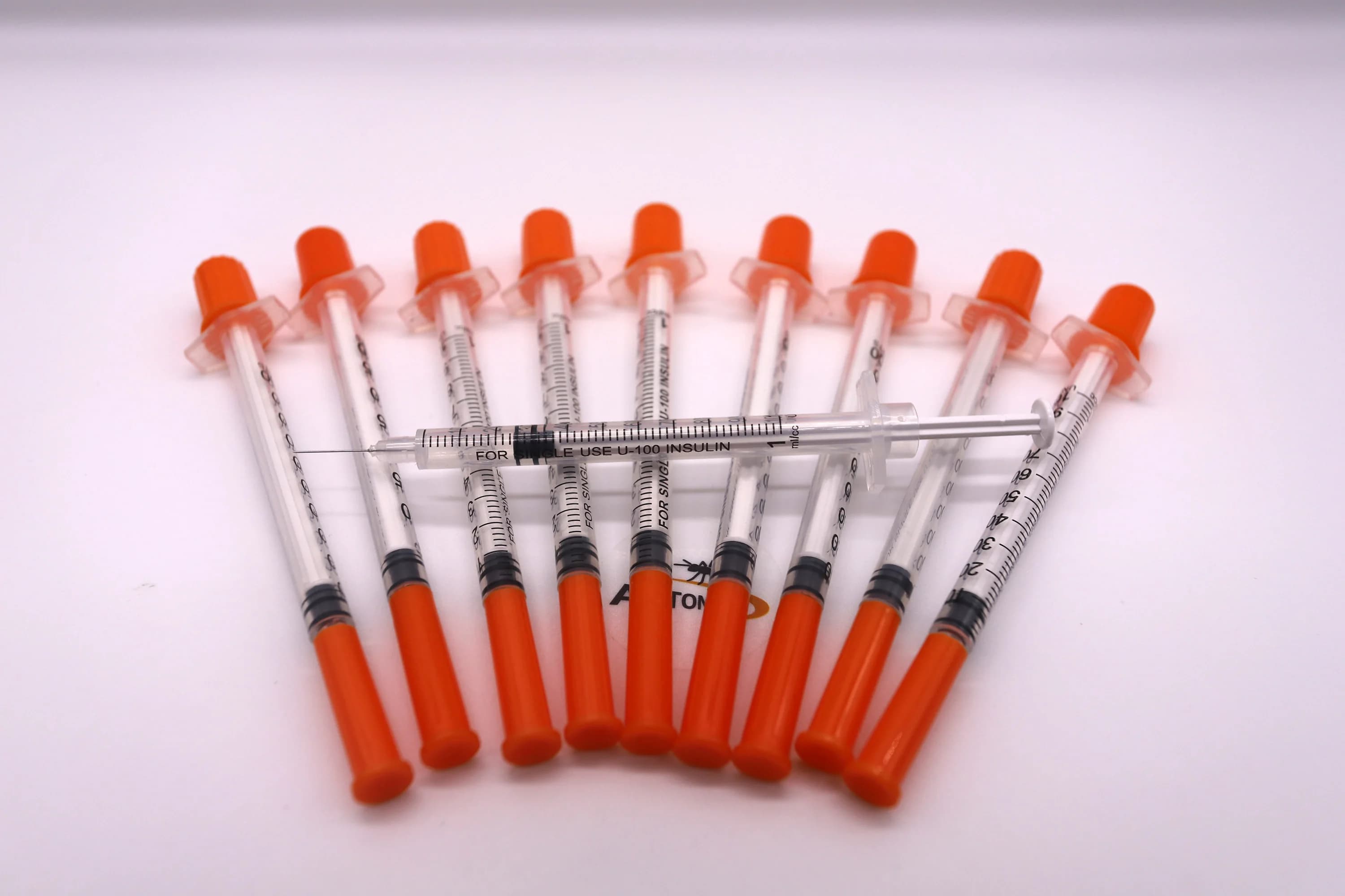 0.3/0.5/1ML Disposable Plastic Veterinary Syringe Orange Cap Sterile Insulin Syringe With Needles For Pet Farm Animal