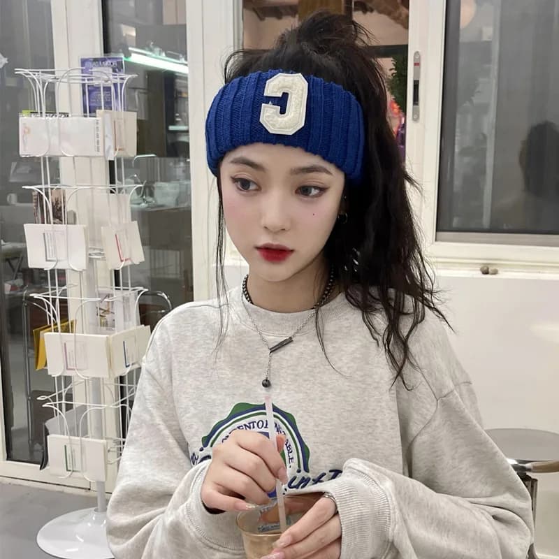 Wool Hairband Wash Face Wash Wide-brimmed Letter C New Sports Headband Girls Fashion Knitted Headband