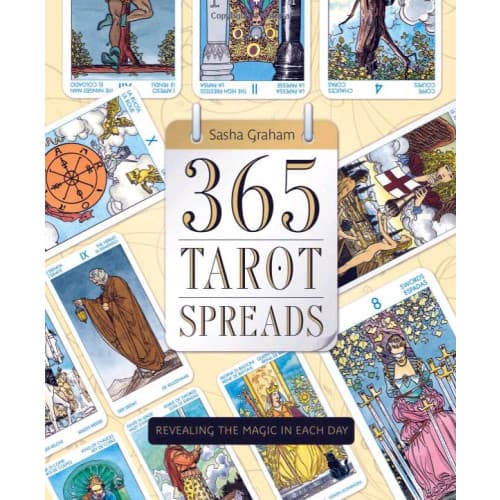 365 tarot spreads - revealing the magic in each day (häftad, eng)