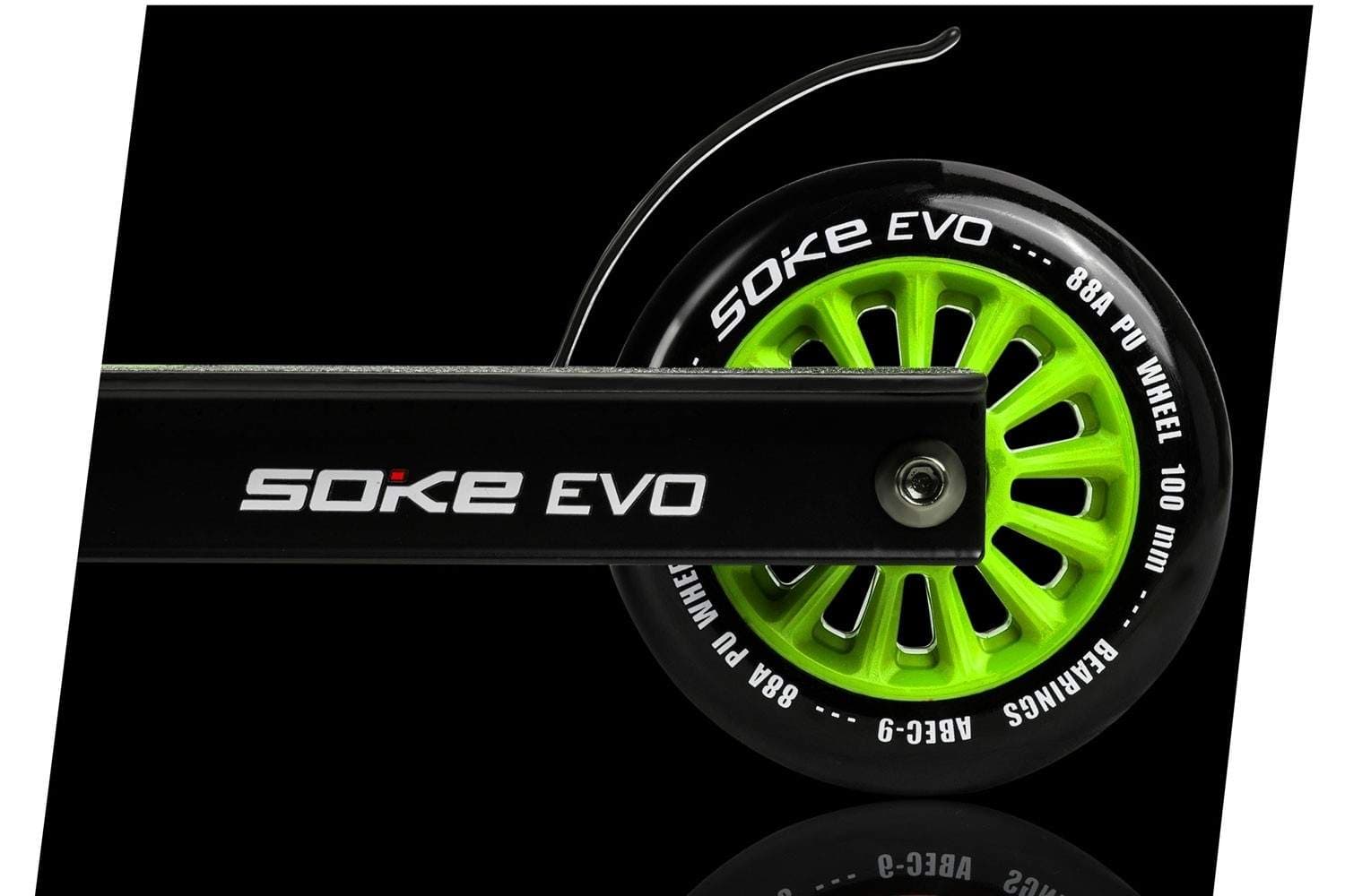 SOKE EVO grön stuntskoter view 2