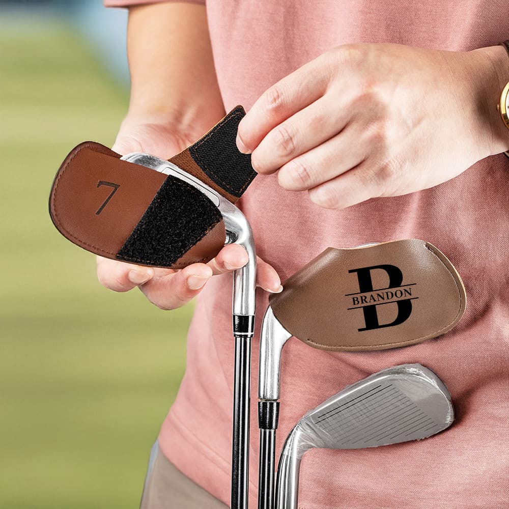 Personligt monogram PU-läder golfklubbshuvudskydd med krok och ögla Golfverktyg Födelsedag Jubileum Pensionspresent för golfspelare