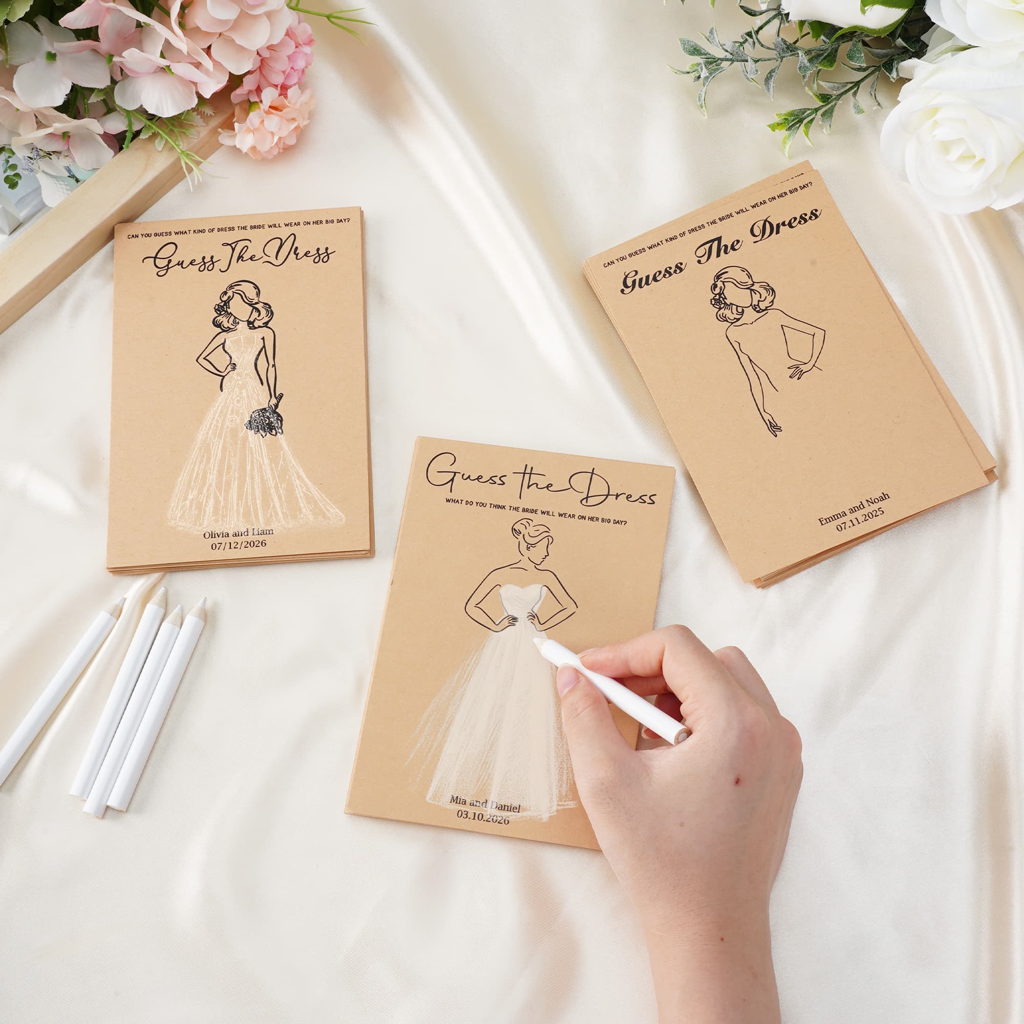 Personligt Gissa klänningen Bröllopsgästspel Kortuppsättning med vit penna Namn Datum Bridal Shower Bröllopsfest Present till brud