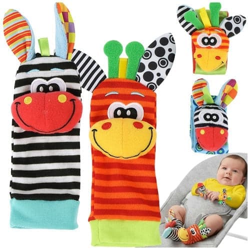 Babyrasselset 4 delar handband och strumpor med rassel 0+
