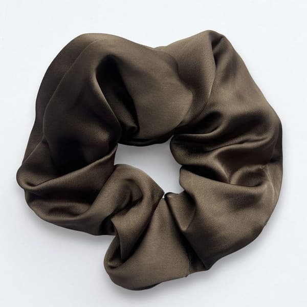 Silkes Chouchou - AVIZAR - Minimalistisk Taupe - Mjuk - Elegant - För Alla Typer av Hår