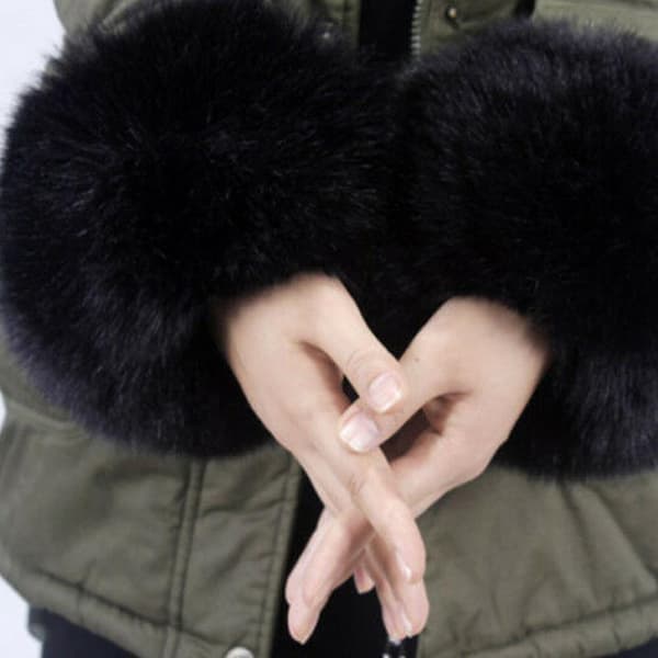 Dam Faux Fur Plysch Manschett Vantar Hand Arm Värmare Fluffy handledsvärmare
