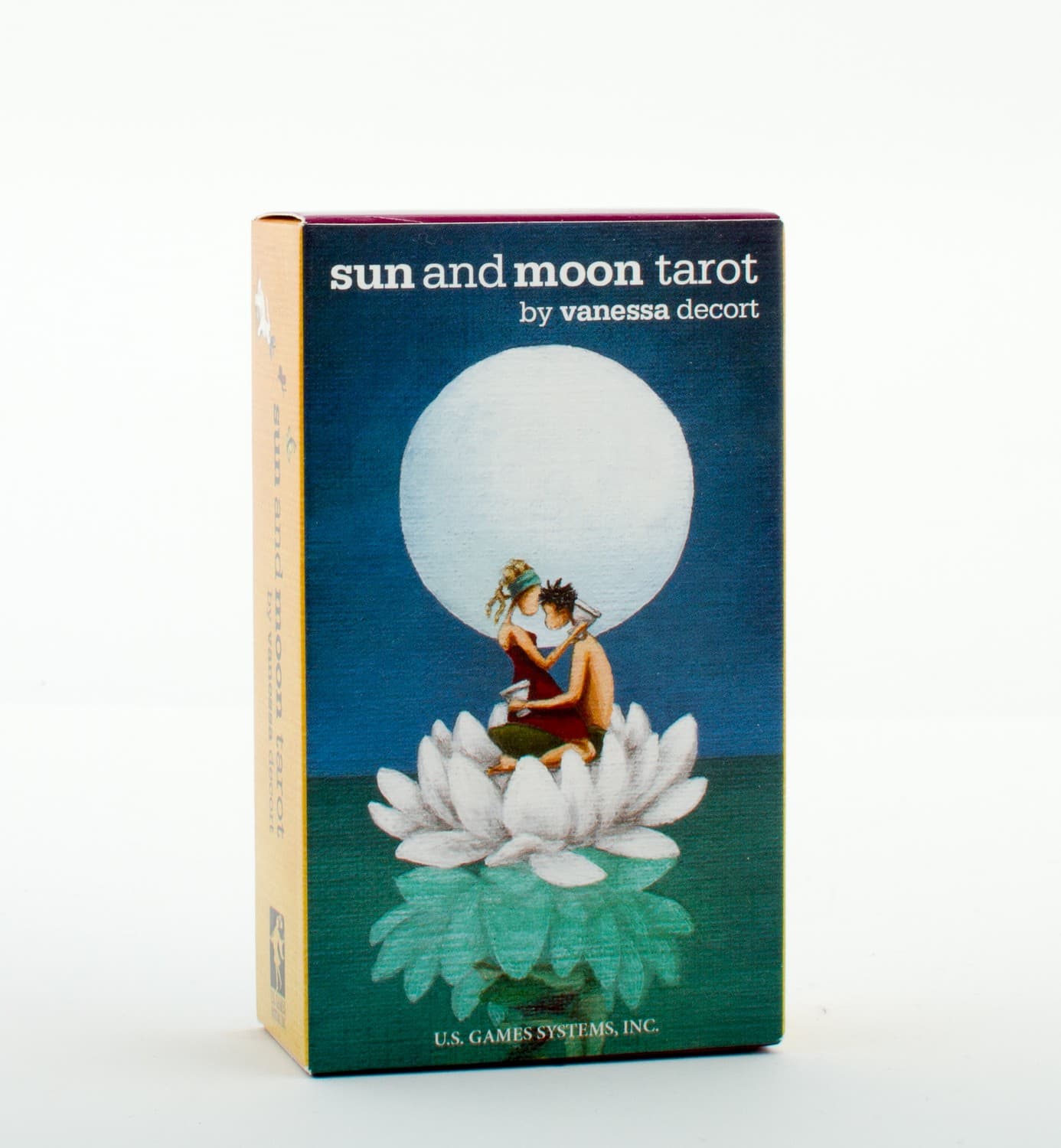 Sun and Moon Tarot 9781572816596