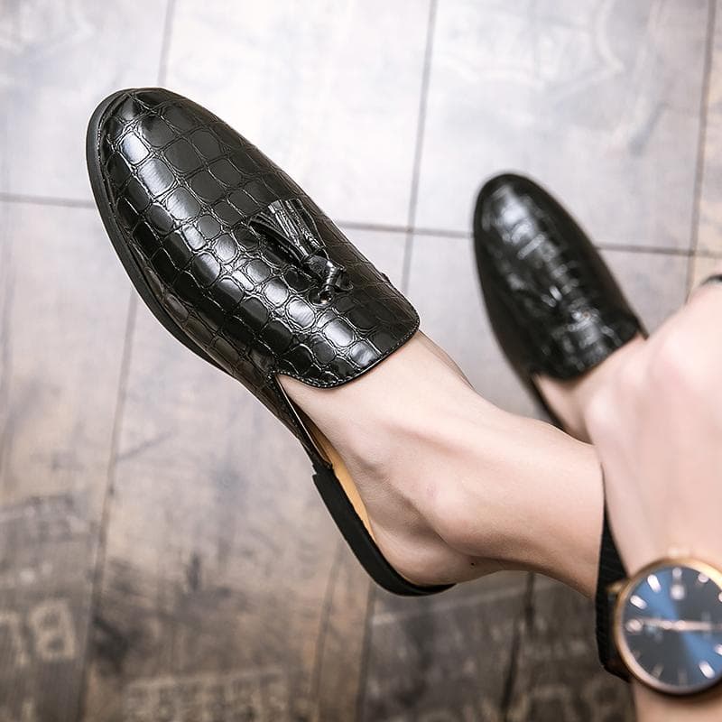 Sommar Lyxmärke Herrskor Casual Herr Utomhustofflor Herrskor Halvtofflor Loafers Slip-on Skor Herr Mockasiner Läder cm svart