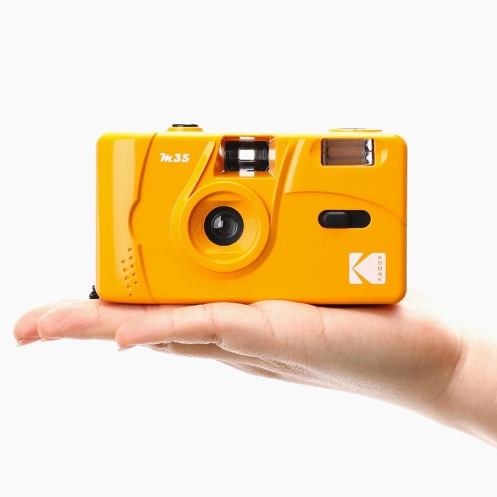 Kodak M35 filmkamera Vintage Retro 35 mm rullblixt Šteranvändbar manuell av- ​​och återspolning Vtg Mini Toy Camera Multicolor röd