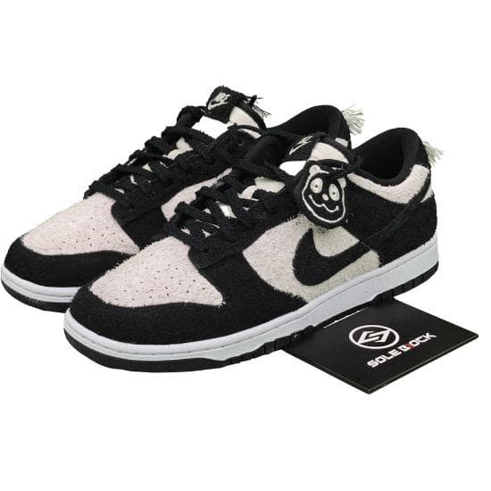 Nike Dunk Low Retro SE IB2990-100 Herrstorlekar 43 svart/vit