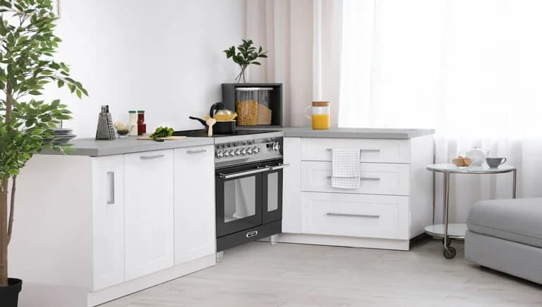 Venezia - Induktionsspis 90 cm (2 ugnar) - Svart - Lofra view 2