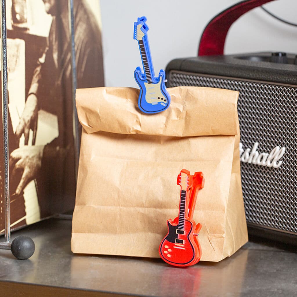 Kikkerland - Rockin' Bag Clips - 3.25 x 1.5 x 1.75