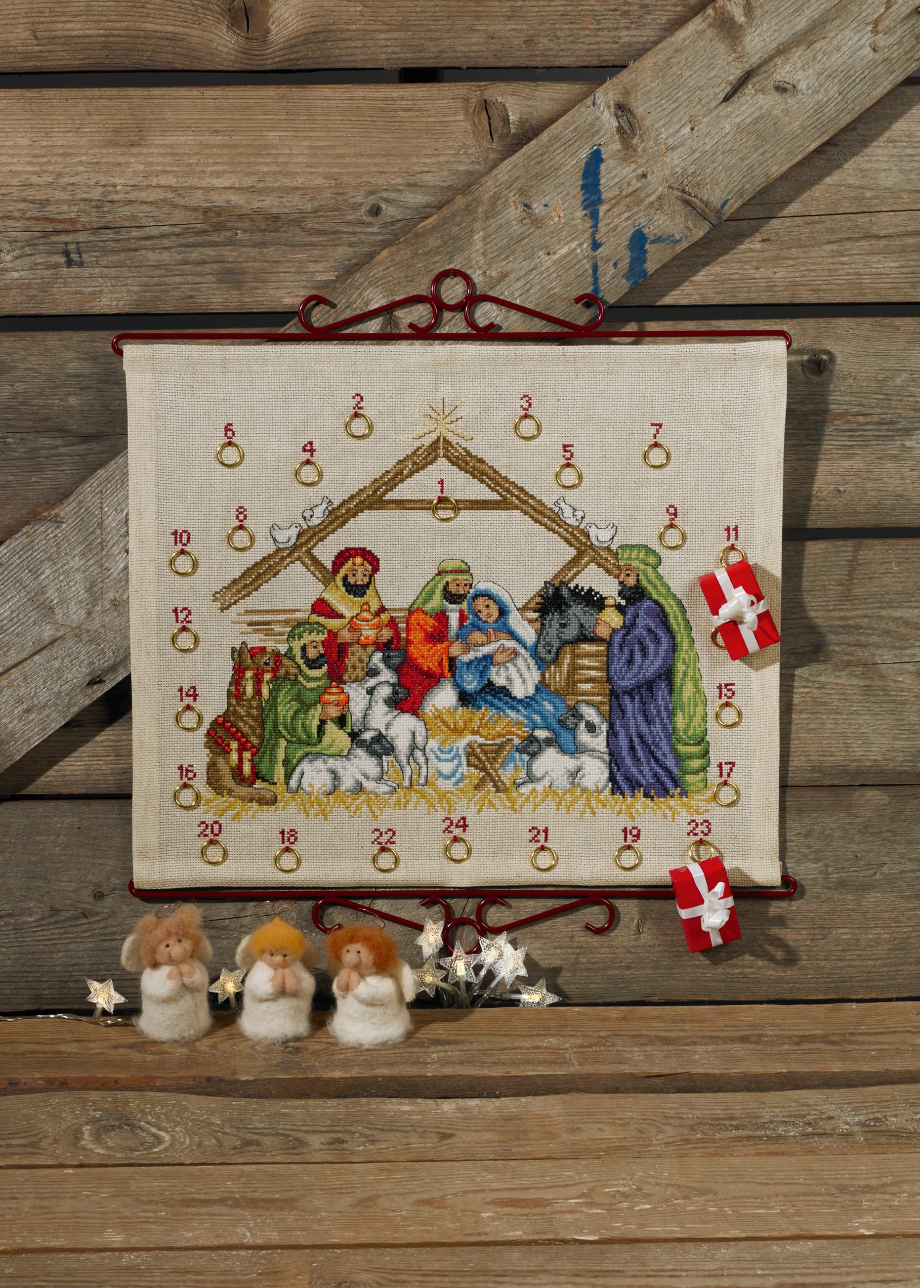 Paketkalender broderikit- 34-8281