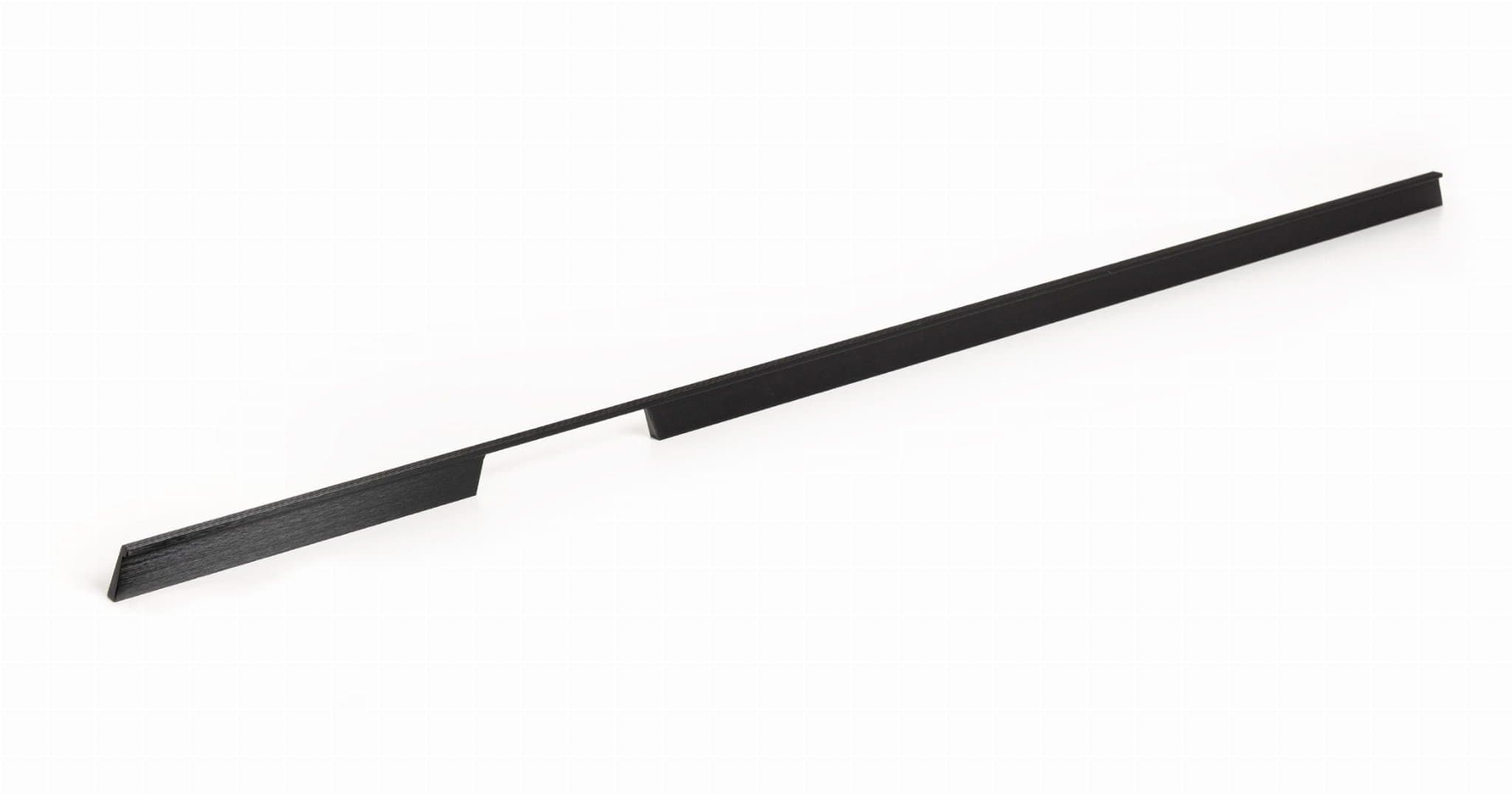 Möbelhandtag i längdriktningen Skena 1120 Aluminium Svart Borstad (höger)