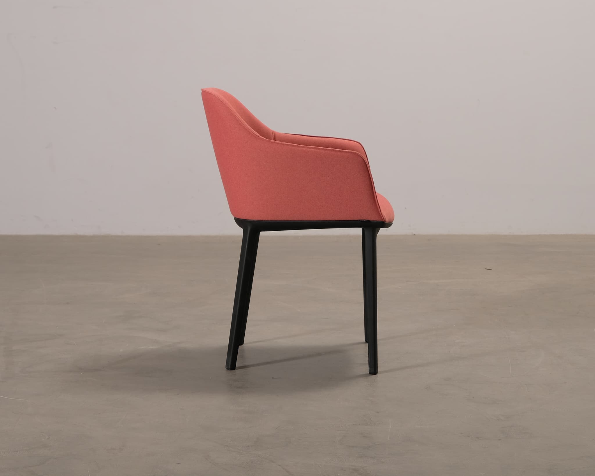 Vitra Softshell stol röd view 2