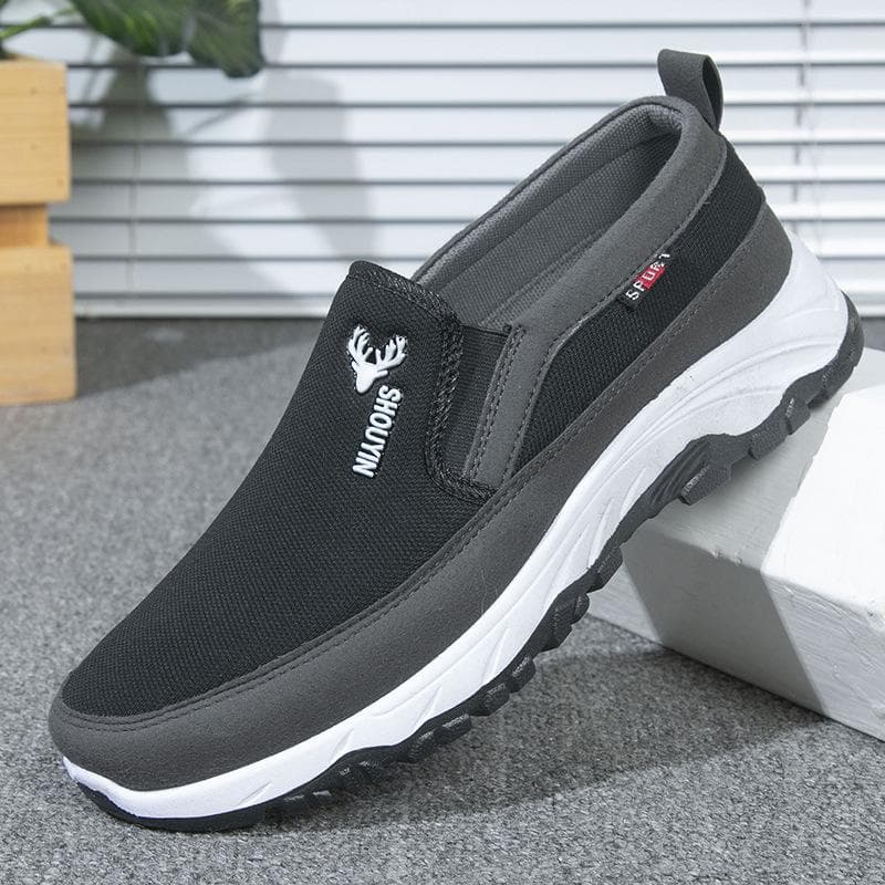 Tennisskor för män Andas mjuk botten, halkfria fritidsskor Bekväma Slip-On Walking Vulkaniserade skor för män cm grå