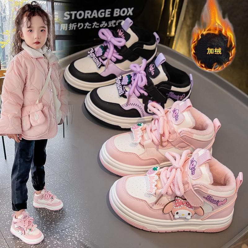 Kulomie flickors sportskor 2025 höst och vinter nya tecknade sammet höga sneakers barnens vardagliga bomullsskor 17.5cm svart