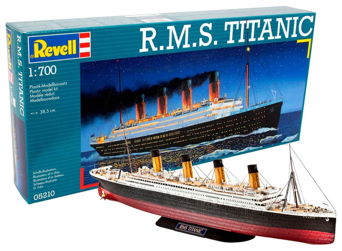 Revell R.M.S. TITANIC modellfartyg