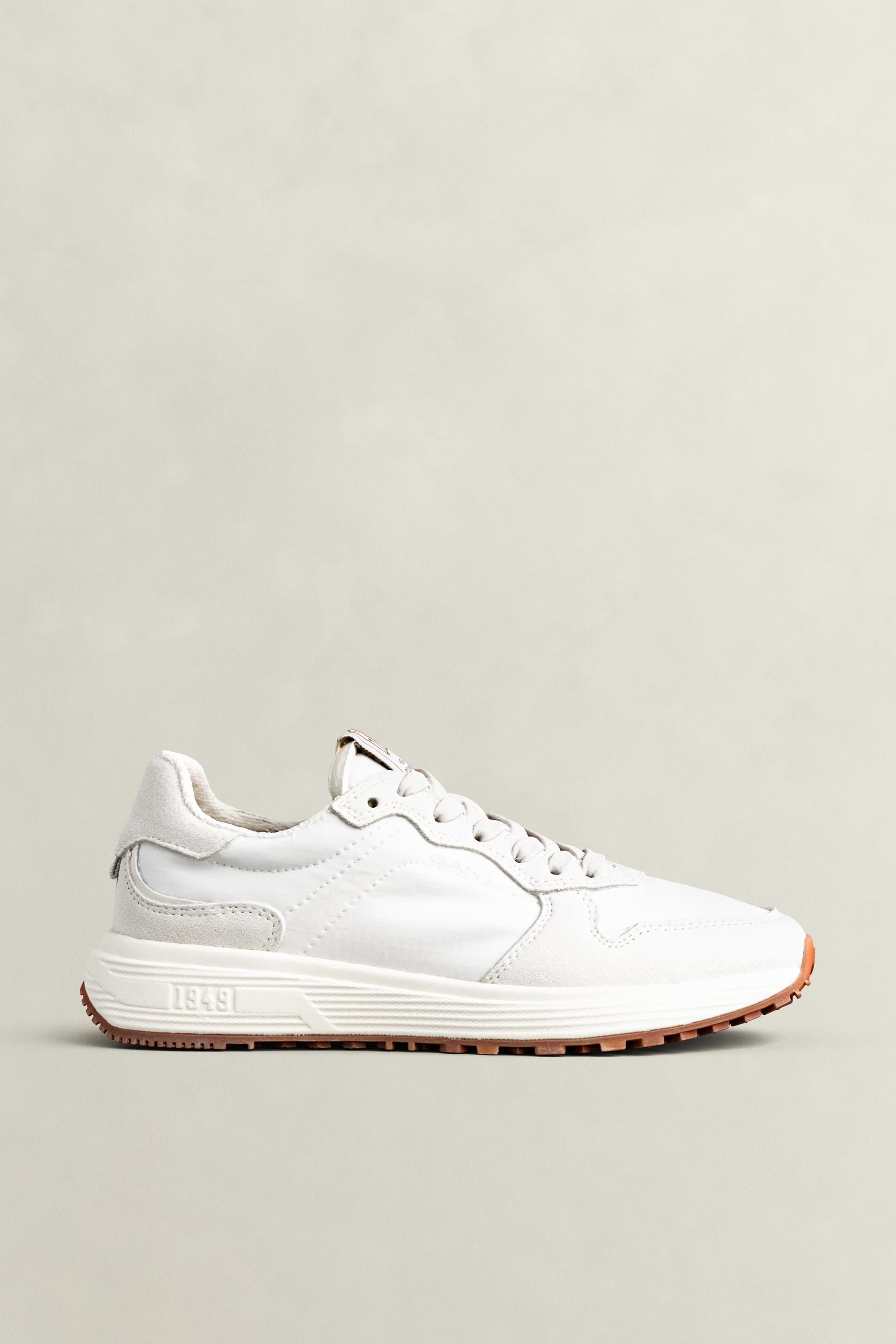 GANT Dam Beywin sneakers i mocka och nylon (42) Vit